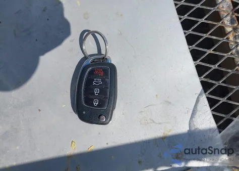 2019 Hyundai Sonata Se z USA, uszkodzony, nr VIN 5NPE24AFXKH760243